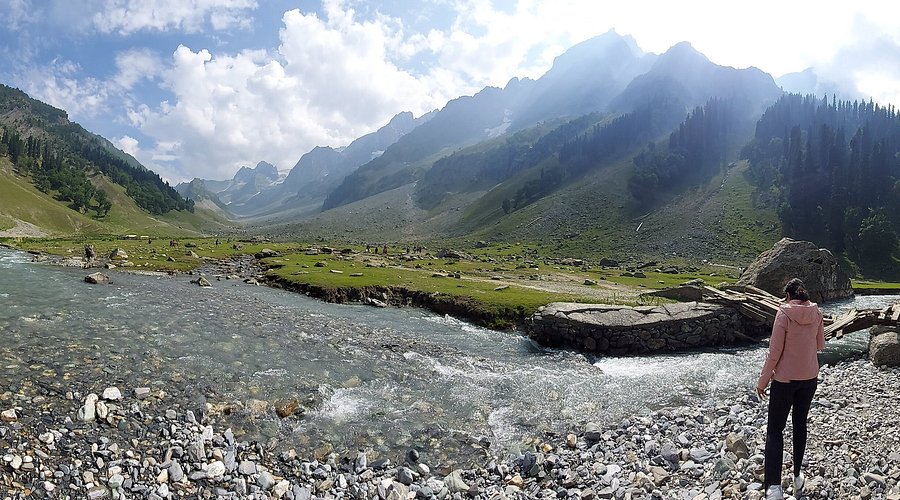 Thajiwas Glacier